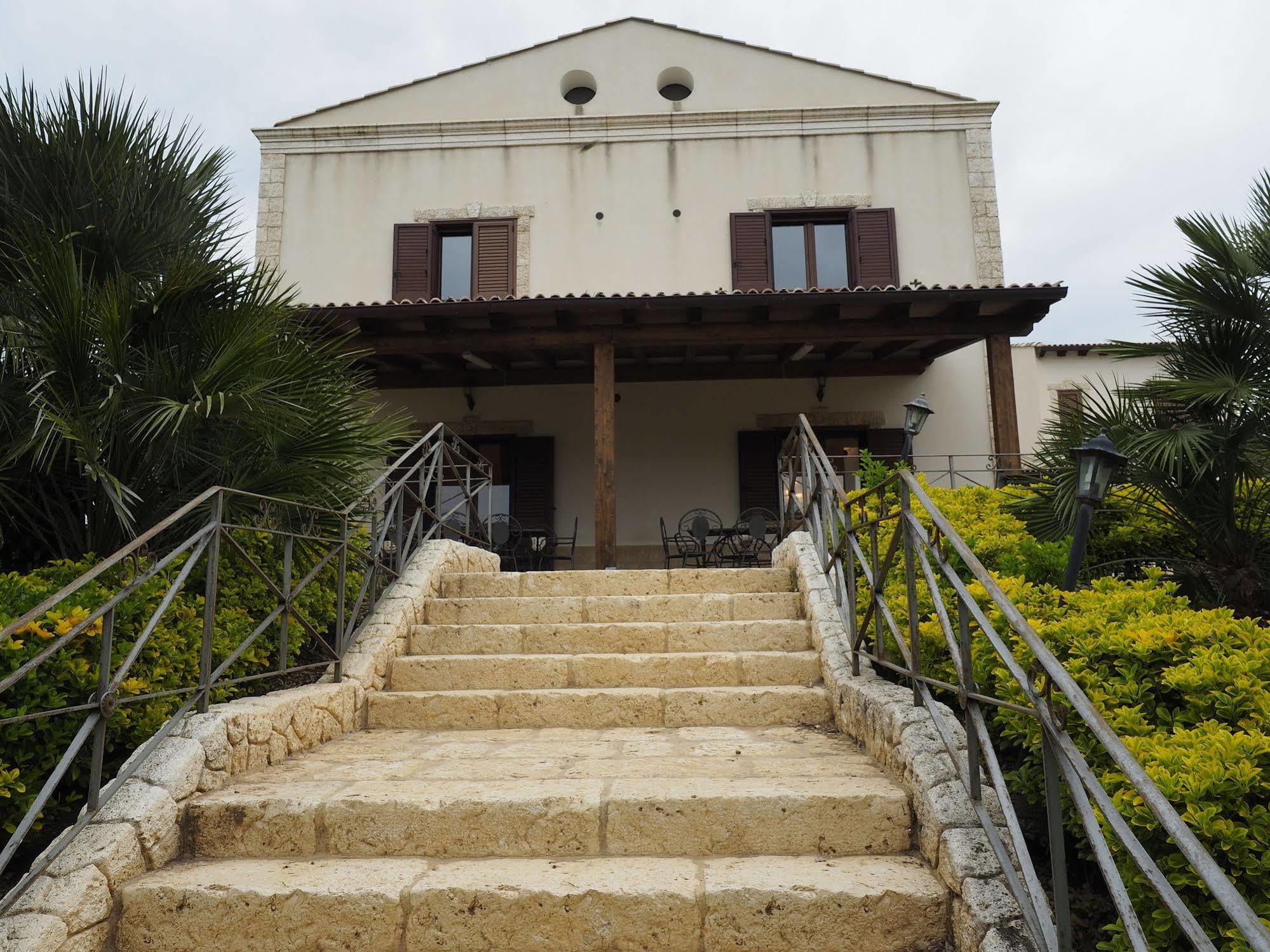 Tenuta La Fenice Villa Serradifalco Esterno foto