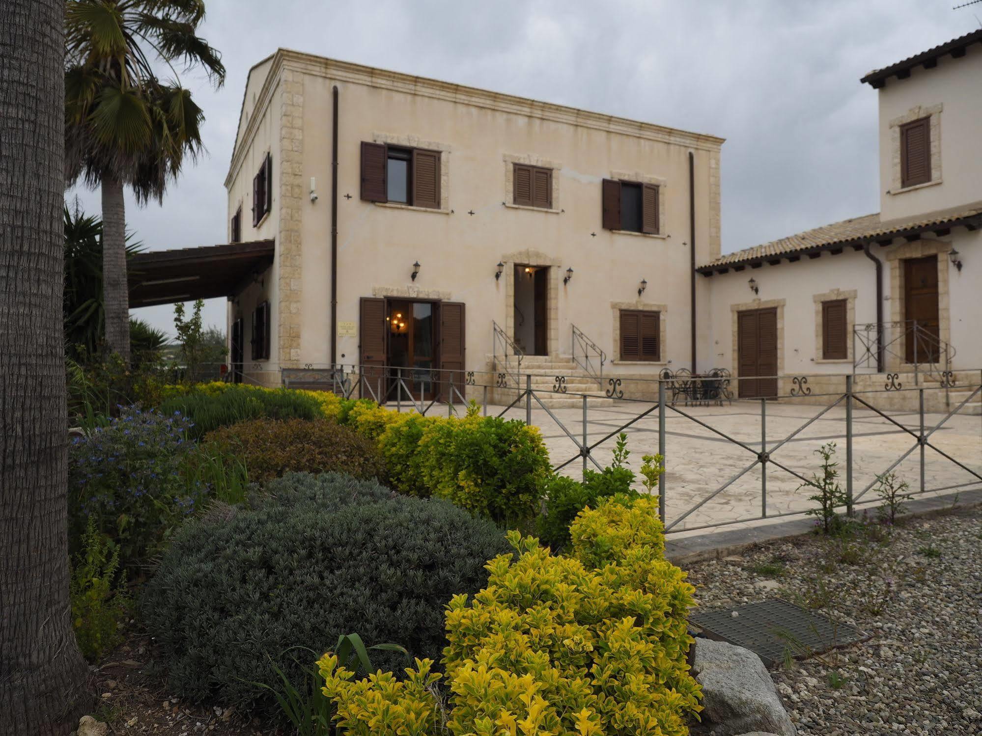 Tenuta La Fenice Villa Serradifalco Esterno foto